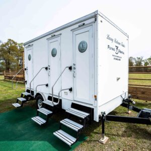 LUXURY RESTROOM TRAILER 3 STALL